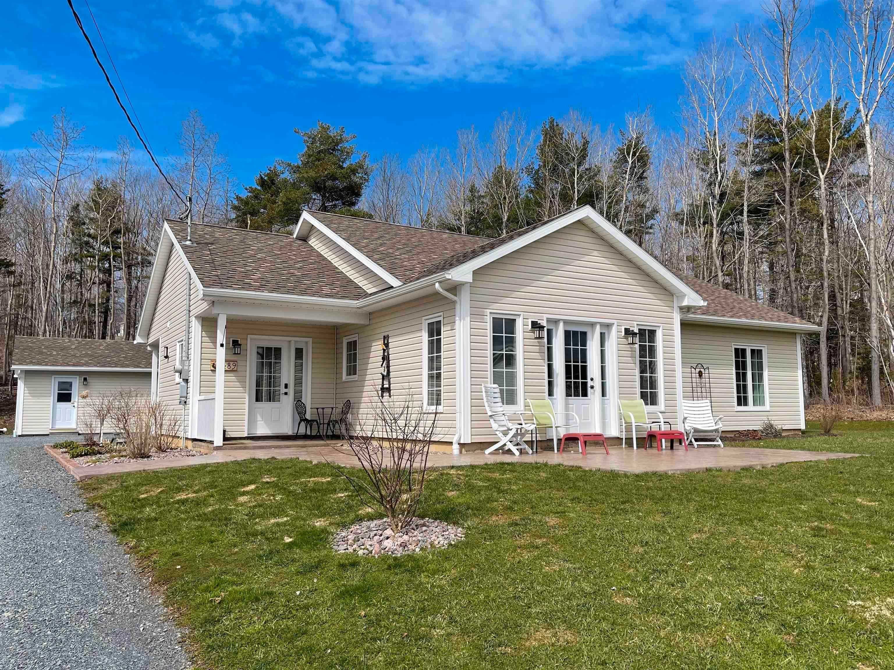 Main Photo: 2489 Westville Road in Westville Road: 108-Rural Pictou County Residential for sale (Northern Region)  : MLS®# 202207107