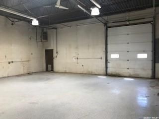 Photo 3: 521/523 45th Street East in Saskatoon: North Industrial SA Commercial for lease : MLS®# SK938132