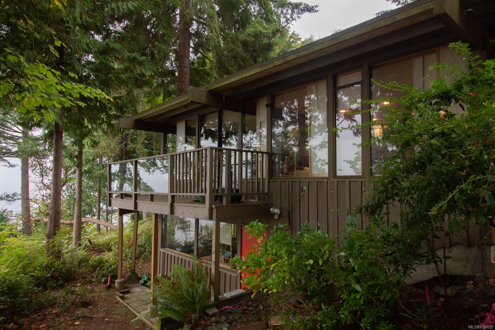 Main Photo: 3522 Stephenson Point Rd in Nanaimo: Na Hammond Bay House for sale : MLS®# 856029