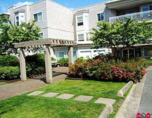 Main Photo: 104 9948 151ST Street in Surrey: Guildford Condo for sale in "Westchester Place" (North Surrey)  : MLS®# F2715996