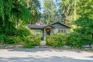 Photo 1: 905 LAWSON Avenue in West Vancouver: Sentinel Hill House for sale : MLS®# R2872144