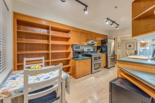 Photo 16: 101 2181 W 12TH Avenue in Vancouver: Kitsilano Condo for sale in "THE CARLINGS" (Vancouver West)  : MLS®# R2644551