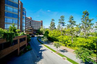 Photo 35: 108 1450 PENNYFARTHING Drive in Vancouver: False Creek Condo for sale in "HARBOUR COVE" (Vancouver West)  : MLS®# R2459679