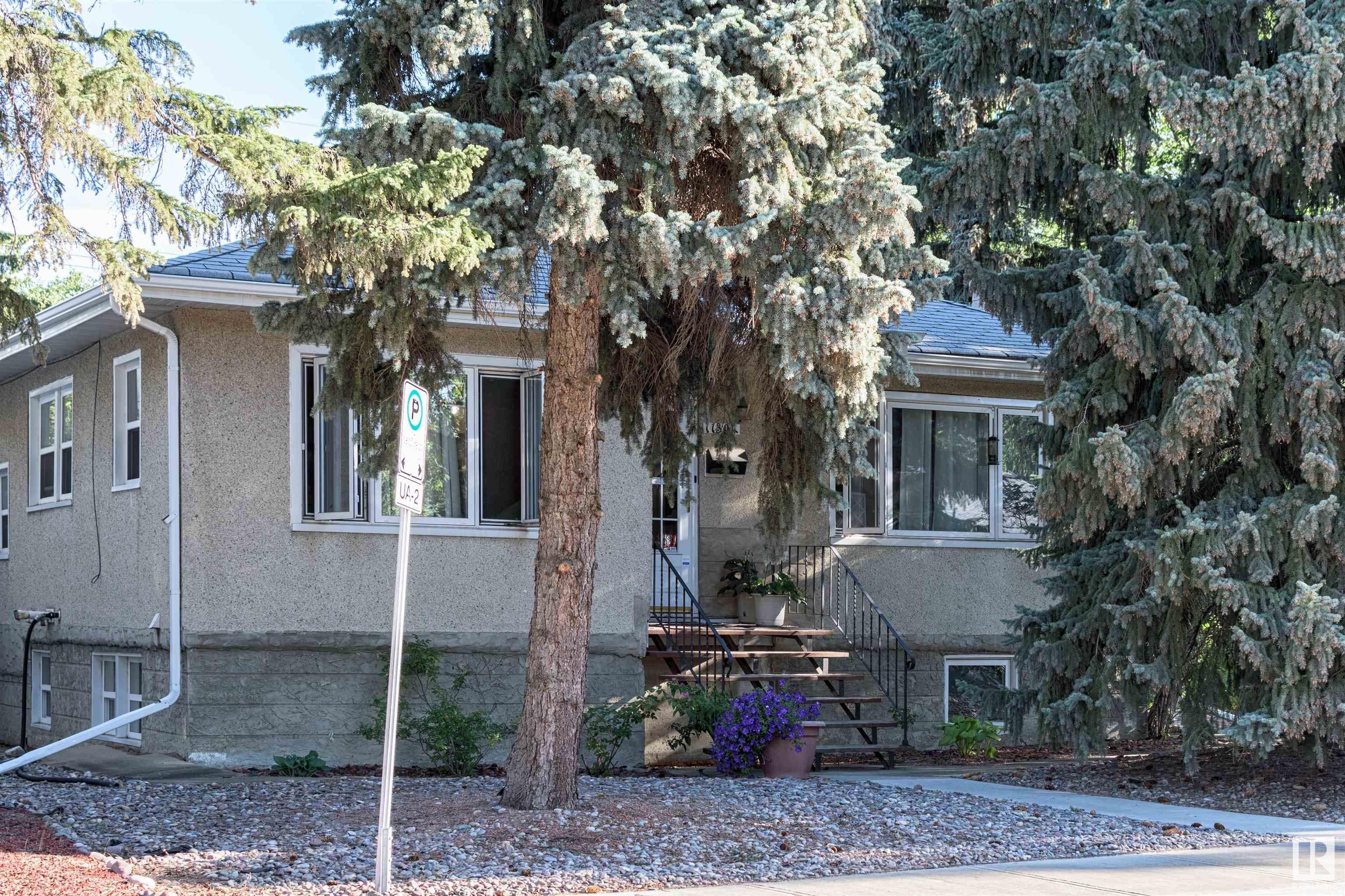 Main Photo: 11304 72 Avenue in Edmonton: Zone 15 House for sale : MLS®# E4332821