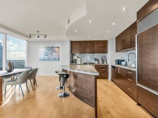 Photo 17: 3403 938 NELSON Street in Vancouver: Downtown VW Condo for sale in "One Wall Centre" (Vancouver West)  : MLS®# R2854568