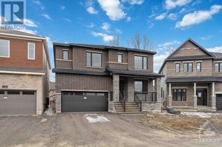 Photo 2: 134 GOSLING CRESCENT in Ottawa: House for sale : MLS®# 1382359