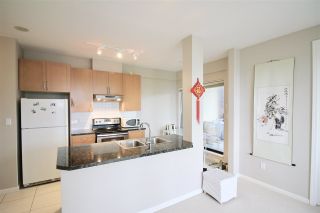 Photo 5: 707 6833 STATION HILL Drive in Burnaby: South Slope Condo for sale in "VILLA JARDIN" (Burnaby South)  : MLS®# R2168502