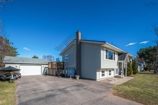 Photo 3: 1171 Mayhew Drive in Greenwood: Kings County Residential for sale (Annapolis Valley)  : MLS®# 202406711