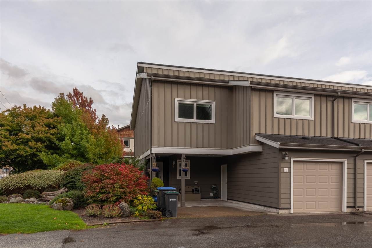Main Photo: 1 39752 GOVERNMENT Road in Squamish: Northyards Townhouse for sale in "Mountain View Manor" : MLS®# R2509017