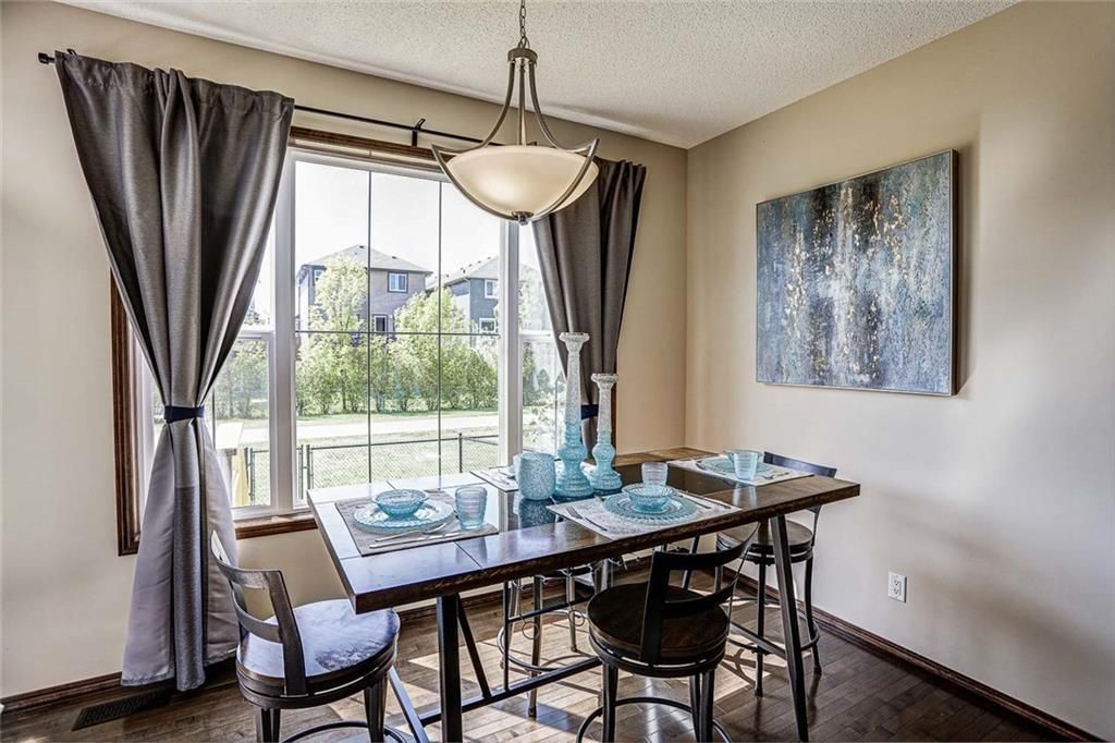 Photo 12: Photos: 59 EVEROAK Green SW in Calgary: Evergreen Detached for sale : MLS®# A1019669