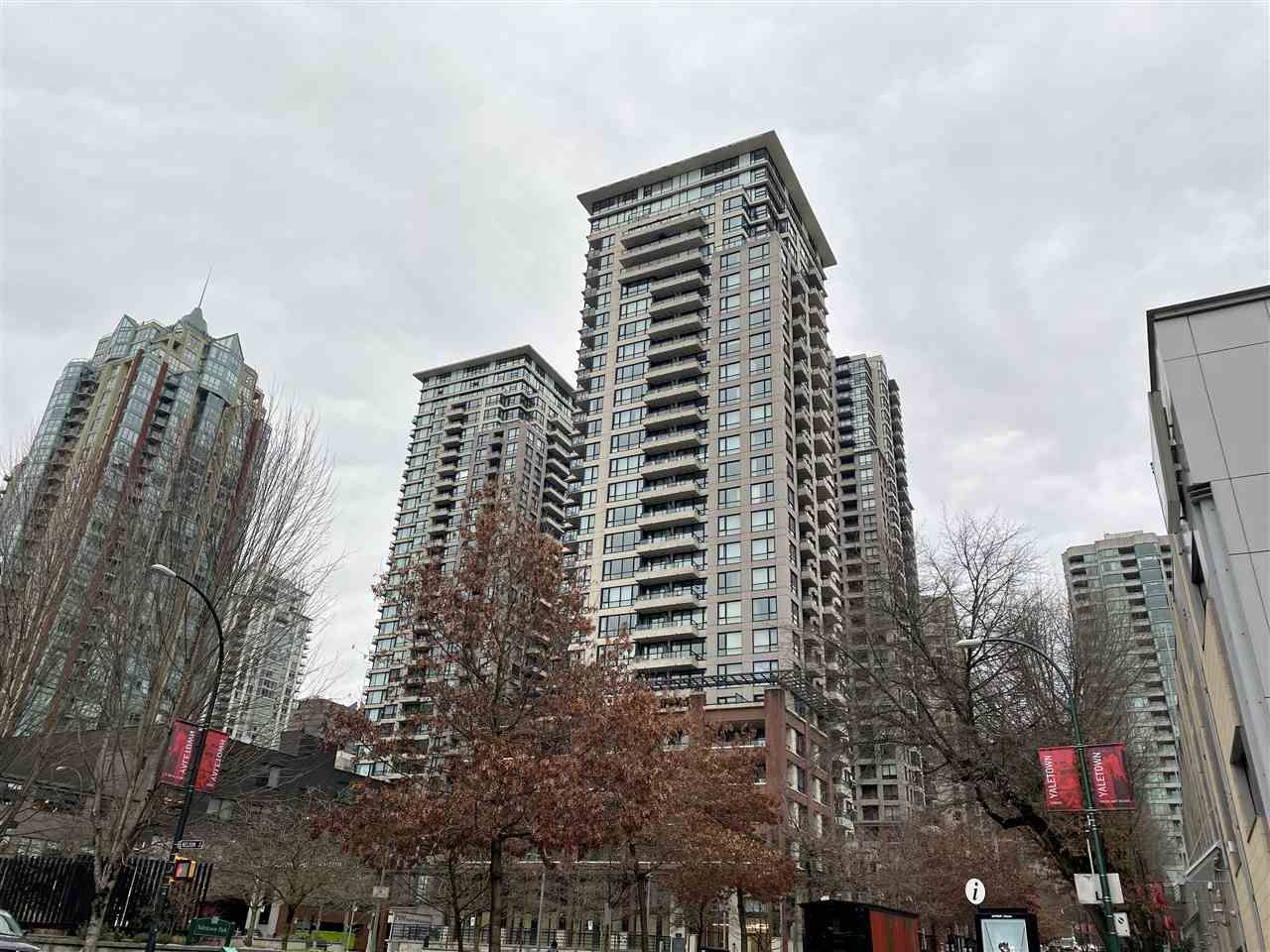 Main Photo: 1204 977 MAINLAND Street in Vancouver: Yaletown Condo for sale in "YALETOWN PARK 3" (Vancouver West)  : MLS®# R2432515