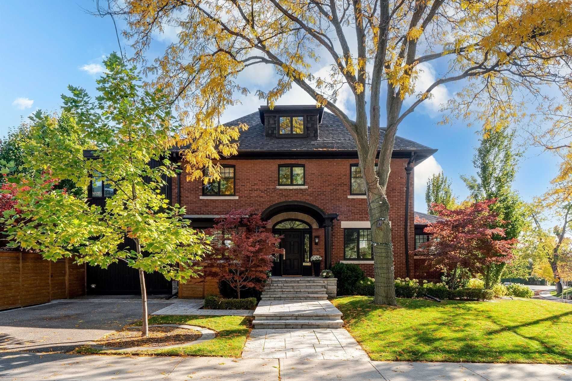 Main Photo: 15 Bracondale Hill Road in Toronto: Wychwood House (3-Storey) for sale (Toronto C02)  : MLS®# C5835597
