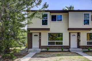 Main Photo: 60 5625 Silverdale Drive NW in Calgary: Silver Springs Row/Townhouse for sale : MLS®# A2050295