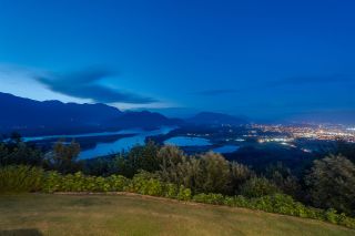 Photo 18: 8492 HUCKLEBERRY PLACE in Chilliwack: Chilliwack Mountain House for sale : MLS®# R2476949