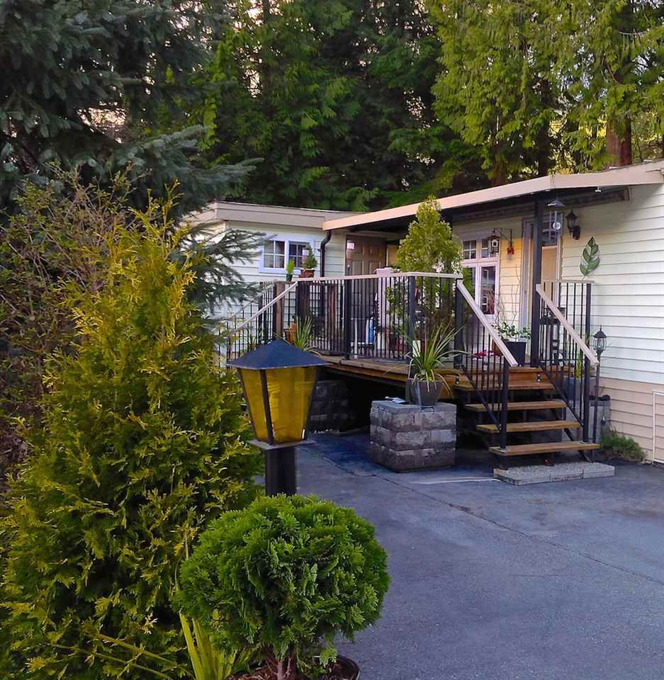 Main Photo: 52 3295 SUNNYSIDE Road: Anmore Manufactured Home for sale in "COUNTRYSIDE VILLAGE" (Port Moody)  : MLS®# R2057896