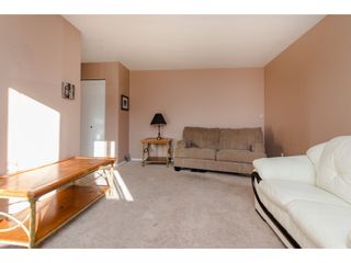 Photo 11: 208 2780 WARE Street in Abbotsford: Central Abbotsford Condo for sale in "Chelsea House" : MLS®# R2342656