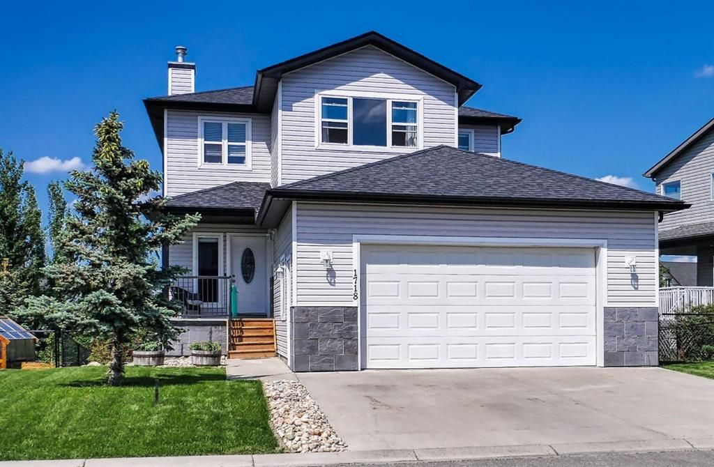 Main Photo: 1718 High Park Drive NW: High River Detached for sale : MLS®# A1235512