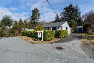 Photo 1: 38200 HOSPITAL Place in Squamish: Hospital Hill House for sale in "Hospital Hill" : MLS®# R2440002