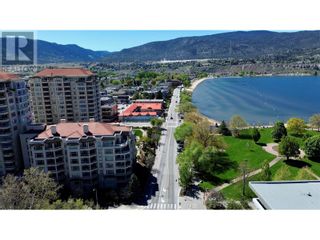 Photo 5: 100 Lakeshore Drive Unit# 415 in Penticton: House for sale : MLS®# 10312859