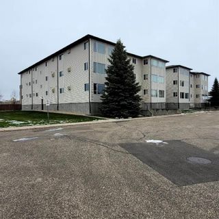 Photo 1: 308 212 Watson Street in Winnipeg: Seven Oaks Crossings Condominium for sale (4H)  : MLS®# 202329021