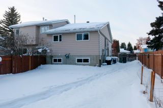 Photo 46: 3611 60 Street in Edmonton: Zone 29 House Half Duplex for sale : MLS®# E4273989
