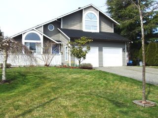 Photo 1: 2077 153 rd Street in South Surrey: Home for sale