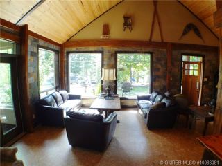 Photo 1: 11 Ladyslipper Road in Lumby: House for sale : MLS®# 10088081