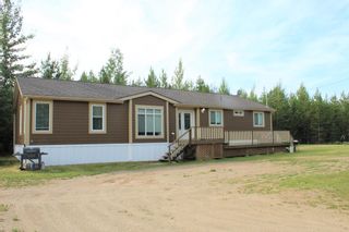 Photo 1: 29 SASKATCHEWAN Drive in Mackenzie: Mackenzie -Town Manufactured Home for sale (Mackenzie (Zone 69))  : MLS®# R2602285