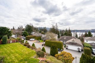 Photo 5: 3951 BLANTYRE Place in North Vancouver: Roche Point House for sale : MLS®# R2757246