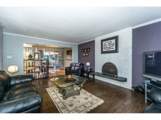 Photo 4: 20304 49A Avenue in Langley: Langley City House for sale : MLS®# R2341429