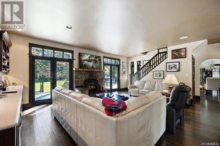 Photo 9: 1533 Cedar Ave in Comox: House for sale : MLS®# 960879
