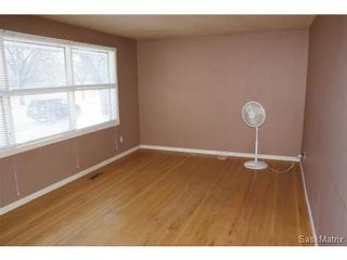 Photo 5: 1008 WALKER Street in Regina: Rosemont Single Family Dwelling for sale (Regina Area 02)  : MLS®# 523318