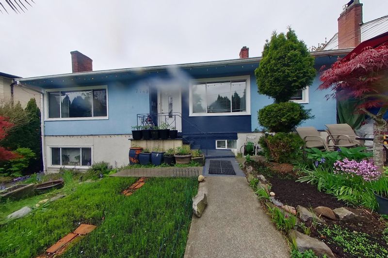 FEATURED LISTING: 7749 PATTERSON Avenue Burnaby