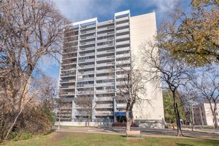 Photo 1: 1105 15 Kennedy Street in Winnipeg: Downtown Condominium for sale (9A)  : MLS®# 202126623