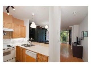 Photo 11: 106 3333 4TH Ave W in Vancouver West: Home for sale : MLS®# V1122969