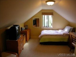 Photo 7: 1102 Vista Hts in VICTORIA: Vi Hillside House for sale (Victoria)  : MLS®# 517520