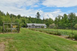 Photo 1: 1083 BOYLE Road in Gibsons: Gibsons & Area House for sale (Sunshine Coast)  : MLS®# R2761777
