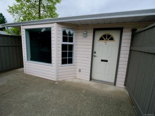 Photo 2: 1 1335 13th St in Courtenay: CV Courtenay City Row/Townhouse for sale (Comox Valley)  : MLS®# 905265