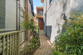 Photo 2: 1419 WALNUT Street in Vancouver: Kitsilano 1/2 Duplex for sale (Vancouver West)  : MLS®# R2879861