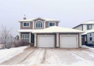 Photo 1: 101 Lavalee Bay: Fort McMurray Detached for sale : MLS®# A2103915