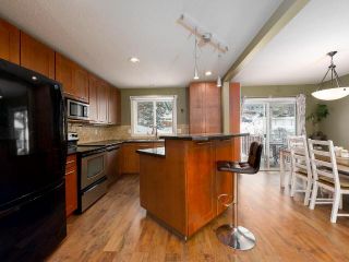 Photo 5: 2607 QU'APPELLE Boulevard in Kamloops: Juniper Ridge House for sale : MLS®# 171534