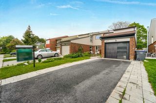 Photo 3: 3501 Ash Row Crescent in Mississauga: Erin Mills House (2-Storey) for lease : MLS®# W5627161