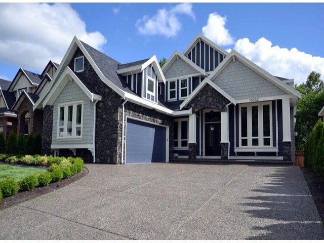 Main Photo: 15562 76A Avenue in Surrey: Fleetwood Tynehead House for sale : MLS®# F1412221