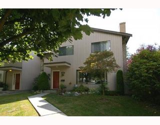Photo 1: 4843 55B Street in Ladner: Hawthorne Townhouse for sale : MLS®# V782490