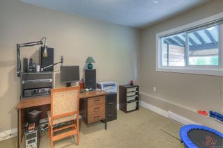 Photo 12: 949 Inskip St in Esquimalt: Es Kinsmen Park Half Duplex for sale : MLS®# 857869