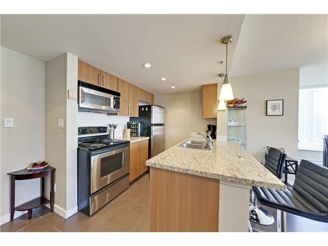 Main Photo: 2006 688 ABBOTT STREET in : Downtown VW Condo for sale : MLS®# V1072049