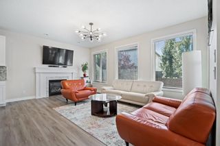 Photo 7: 31 Everbrook Crescent SW in Calgary: Evergreen Detached for sale : MLS®# A2062977