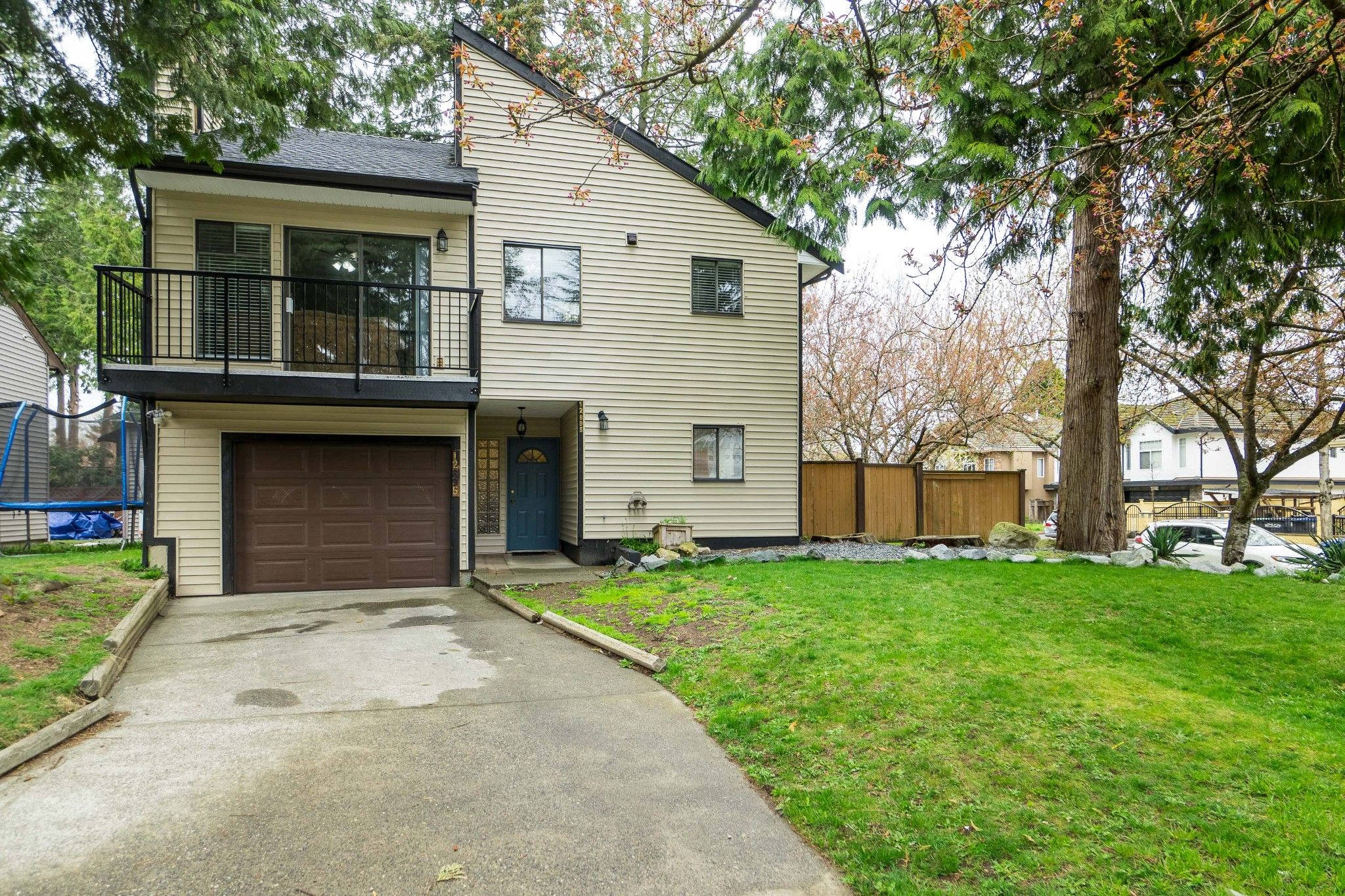Main Photo: 12895 68 Avenue in Surrey: West Newton House for sale : MLS®# R2358523