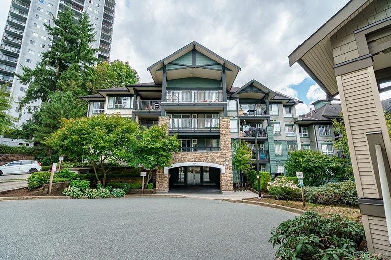 FEATURED LISTING: 205 - 9098 HALSTON Court Burnaby