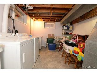 Photo 29: 8 FALCON Bay in Regina: Whitmore Park Single Family Dwelling for sale (Regina Area 05)  : MLS®# 524382